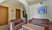 Residence (single room with self-catering)